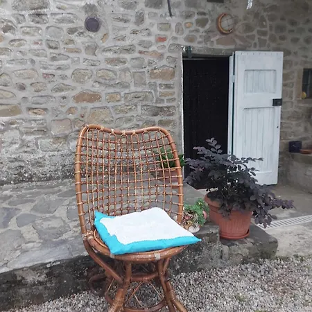 Semesterbostad Petite Maison Aramo