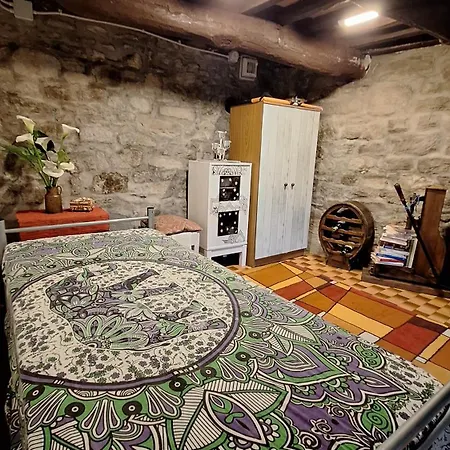 Holiday home Petite Maison Aramo